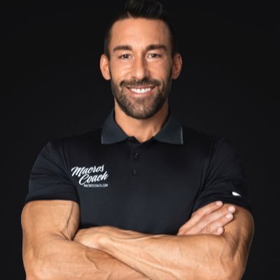 macroscoach's profile picture. Helping you build lean muscle, burn fat & stay consistent🍴💪🏽 📲 NEW Macros Coaching App launching soon. CLICK LINK ⬇️ FOR 1:1 VIP COACHING