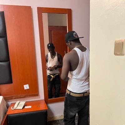 only1bigX's profile picture. Igbo boy - #outsider 🦍 #spirit 💜 #chelsea   💙 fan