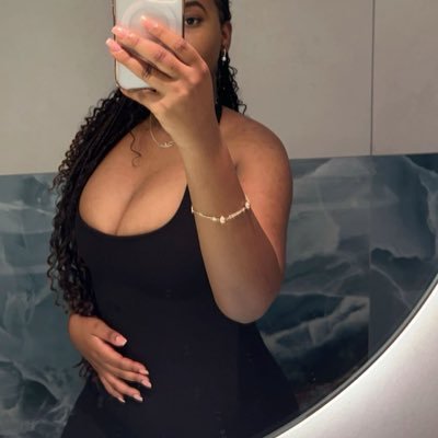 Kelviaiva's profile picture. 