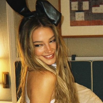 sweetcamssss's profile picture. 