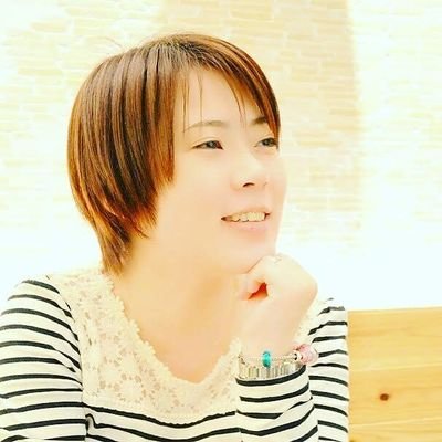 Weaving_words01's profile picture. 【接客業からWebライターへ転職✨】
Webライター┃仕事のこと･ときどきこぼれる、小さな愚痴も┃SEOライター┃業務委託1件･就活活動中┃書人百花在籍┃気づきやnote更新をポスト🪄┃お仕事のご依頼は固定ポストをクリック🖱ｶﾁｯ♪