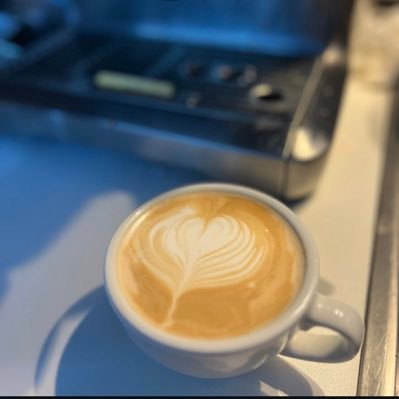 afflek20's profile picture. It's me,in business with crypto, and Coffee Lover (futur Barista)…#𝕏rp #telcoin #𝕏dc #hdoki …