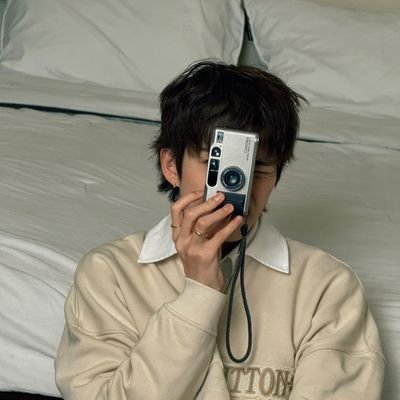 Yuliani07416629's profile picture. 