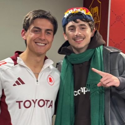 owusuunk's profile picture. livin da vida loca