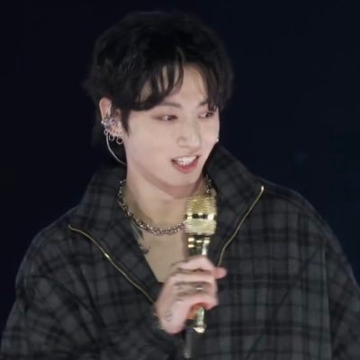 butter15Vcan's profile picture. i love bts and my jeon jungkook and sing and dance and read and math