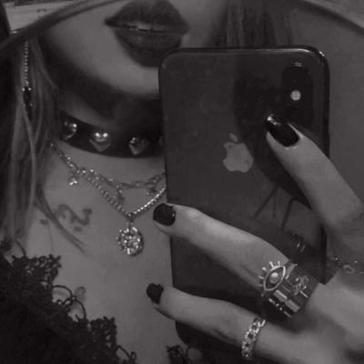 dumpacctohdiba's profile picture. just me and my buzzable thoughts