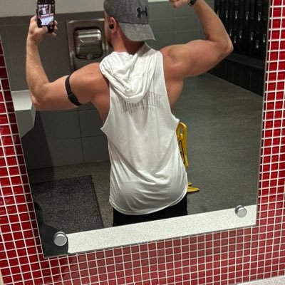 rothtardy's profile picture. 