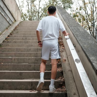 EDO1069's profile picture. 185cm | 71kg | 都可 | 只是想记录一下自己 | 白袜控 | 声控 | 反差 | 性癖众多广泛 | On Prep | 关注我可以看到更多精彩内容 | 全部内容均属原创