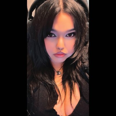 ryeefn's profile picture. i stweam fortnite :3 | creator code: ryeee 🤭💕