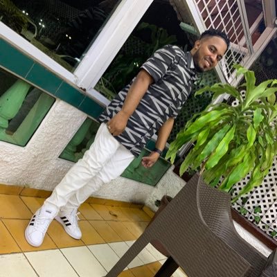 chriscash904's profile picture. || DR 💯🇩🇴 || outstanding student from JFK🇺🇸 || blessed byyy God☝️||no pain no gain😌 || vegano🎭|| ||engineer system 💻 ✨👏🏽|| love rap 🎤||