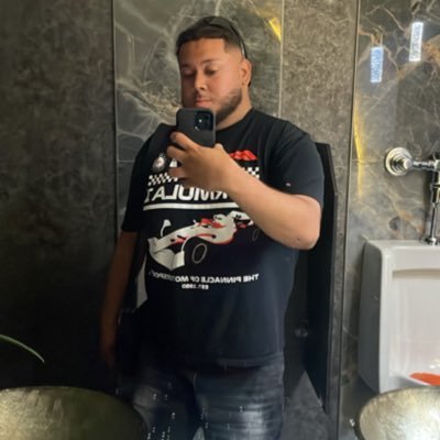 Waldemar32108's profile picture. https://t.co/C7Ebdjsv0a