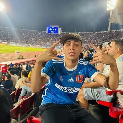 yamll19_'s profile picture. @udechile 💙❤️