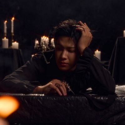 skighten's profile picture. me talk alot about me faves ♡— peraya, samoonjaopha, lykyou, westie, est team