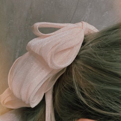 shxxbiRU's profile picture. Ketika Biru menjadi manusia, isinya: ngeluh, ngeluh, ngeluh. | someone’s girlfriend, just here for good friends.