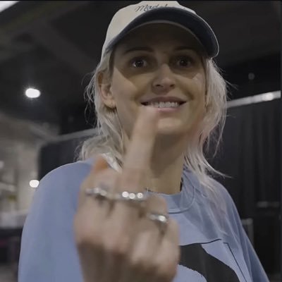 HITCARMSTRONG's profile picture. 🖕🏻