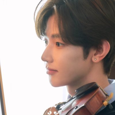 zhamghao_o's profile picture.