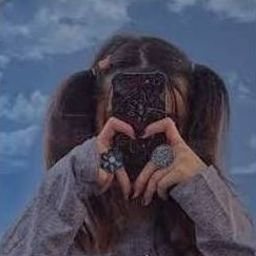 Vieweec51516's profile picture. 