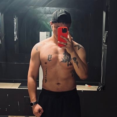 Cluthcity2022's profile picture. 30 I 5' 7 I 🔞 I 🇲🇽 I NSFW | STRAIGHT solo content only