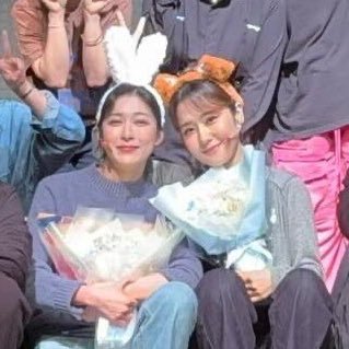 sooz1n1a's profile picture. 차가운 시선과 무거운 편견 속에 얼마나 먼 길을 걸어야만 하는가🍈🫒 ㅣ 허공에 떴던 두 발을 굳게 딛고 살아볼 거야🚢