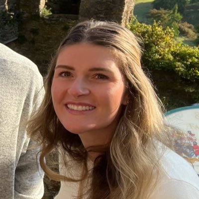 elisabethmead15's profile picture. cle