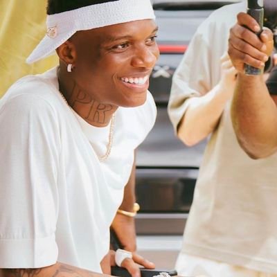 Rotimiwalt's profile picture. GOD OVER EVERYTHING!

I love Real Madrid ⚽ Christiano Ronaldo 🐐 Wizkidayo 🦅