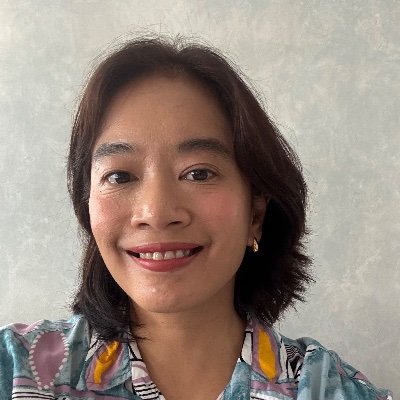 gelagorrrl's profile picture. writer dancer dog mother