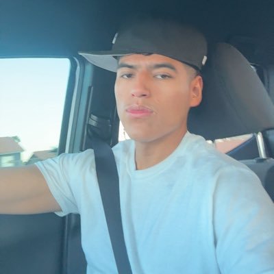 abel_idk_'s profile picture. tired