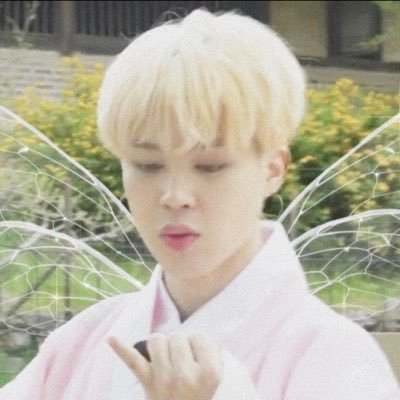 tooffairymimi's profile picture. 