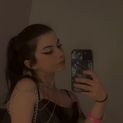 wanderwubz's profile picture. DJ~WΛNDER~reality can be stranger than fiction