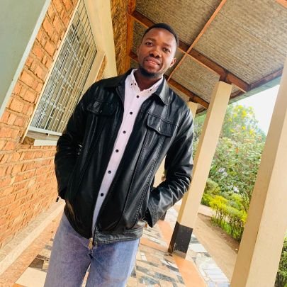 Bisi90936Espoir's profile picture. 