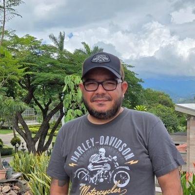 luis_espinal_30's profile picture. https://t.co/TFJBg3mOg5
The half 4da Commande®
Anti-👹ZdM
Abajo el Socialismo 🖕🏽
Opiniones personales.