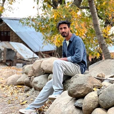 akshfrq's profile picture. Finance