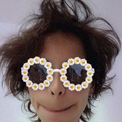 changnoi1985's profile picture. נעים להכיר 🤗
אמא ל👩🏻🧑🏻👦🏻 ודג🐠,
מעריצה של stary kids,
אוהבת דרמות קוריאניות,
אוהבת את קוריאה🇰🇷
פריקית של אנימה,
צמחונית,
אוהבת חורף,
וכהנא פאקינג צדק