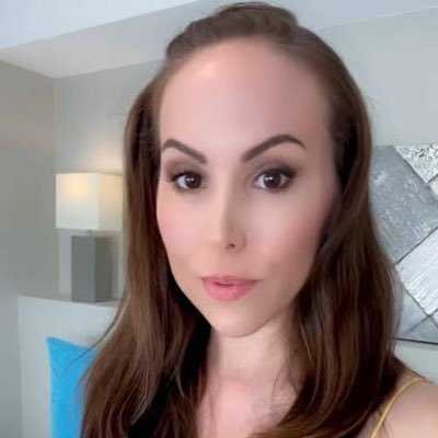 Susan4864220422's profile picture. 