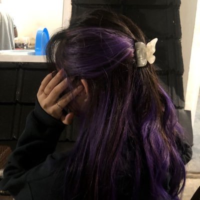 gothgirlldiary's profile picture. daydreamer — writer — reader • f1 girlie (cl16, mv1 & op81) • non-binary • 20 • they/them | twenty 📚 34/50