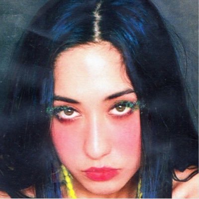 ulwlr's profile picture. ˚₊♡ ‧ ┈┈┈┈ ♡ ┈┈┈┈ ‧ ♡₊˚