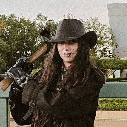 cemetrywerewolf's profile picture. 20. Artist. darkmoor resident. insta: Vampiredeerxing