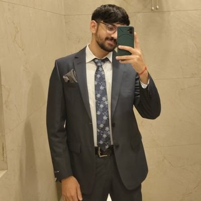 rudraaaansh's profile picture. Writing is my bread and butter, and cricket is my jam 🍓 || Senior Sub-Editor @CNNNews18, previously @Sportskeeda || Often seen in @Arsenal third kits.
