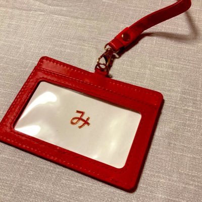 mikan_trans_am's profile picture. 光沢が好き！カッコいいものが好き！難しいことを普段避けているけど、作りたいものがある時はできる範囲でやろうとすることがある感じ。