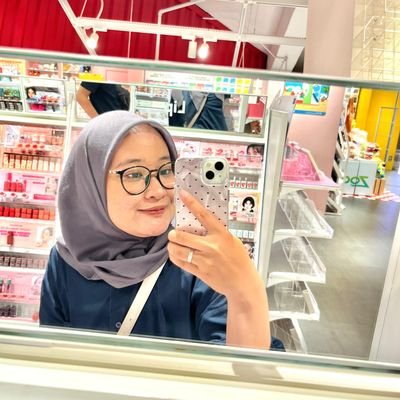 prdtchrsta's profile picture. 