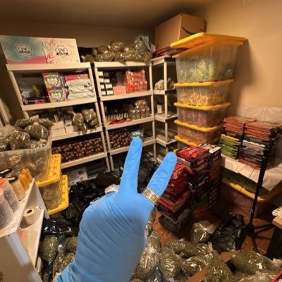 AchatWeed's profile picture. Spécialisé pour vos envois et livraisons 7/7 24/24🛵Dispo WhatsApp: +33 7 52 92 22 72