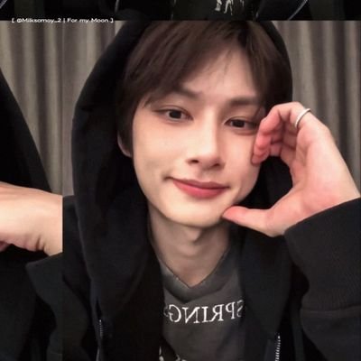 p_m_l6's profile picture. 