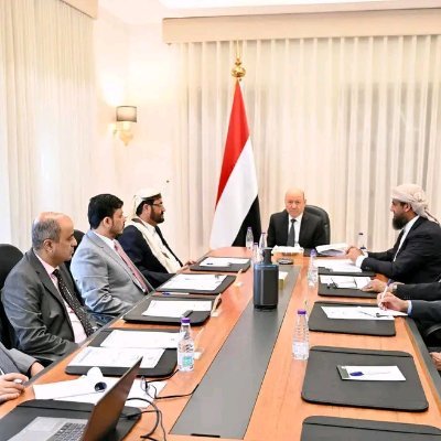 EBnTzeii's profile picture. يا بلادي أنت الوطن ولن اسمح لأحد سواك بالدخول الى قلبي
 فحياتي ودمي فداك انت بفكري وعقلي ووجداني
من #اليمن محافظة #تعز
اعمل لأجل السلام وزرع المحبه