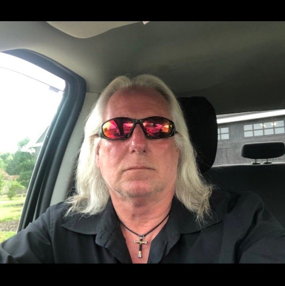 zek5559's profile picture. 