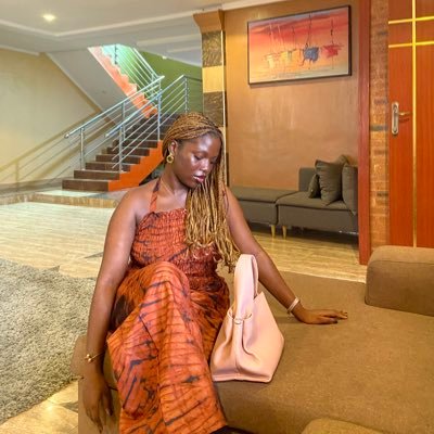 MojereoluwaOo's profile picture. Psalm 27:7! Figment of your imagination .