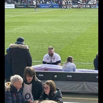 plasteredwez's profile picture. 