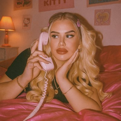 FINDOM_LIZZ's profile picture. Findom - Femdom Bratt👸🏼 Enter my world & i will play with your mind🧠| Your wallet is my playground 💳| No tribute 💸 No DM