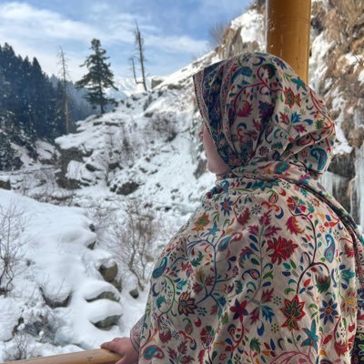 JameelaWani's profile picture. Muslimah, PhD(Gender and Politics)…Be more to get more, to Give more…. Work endures !!