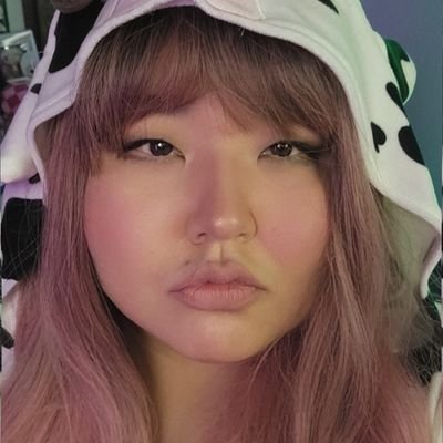 emgreens00's profile picture. Hey there! welcome 🖖below you will find out a lot of stuff about me, 🎮😜NSFWStreamer