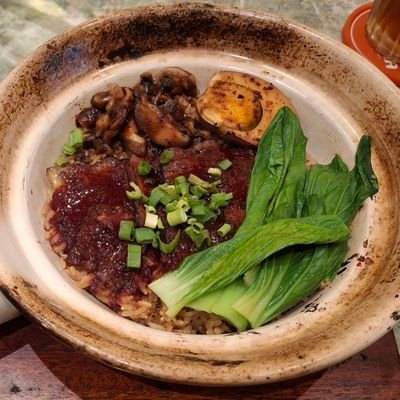 wuneyume's profile picture. keep sledding that twink ho ho ho 🎅 !!!!!! with ↙ 
@sanguinegaze_ 🎰 & @RtgaymeYaoi 🍵